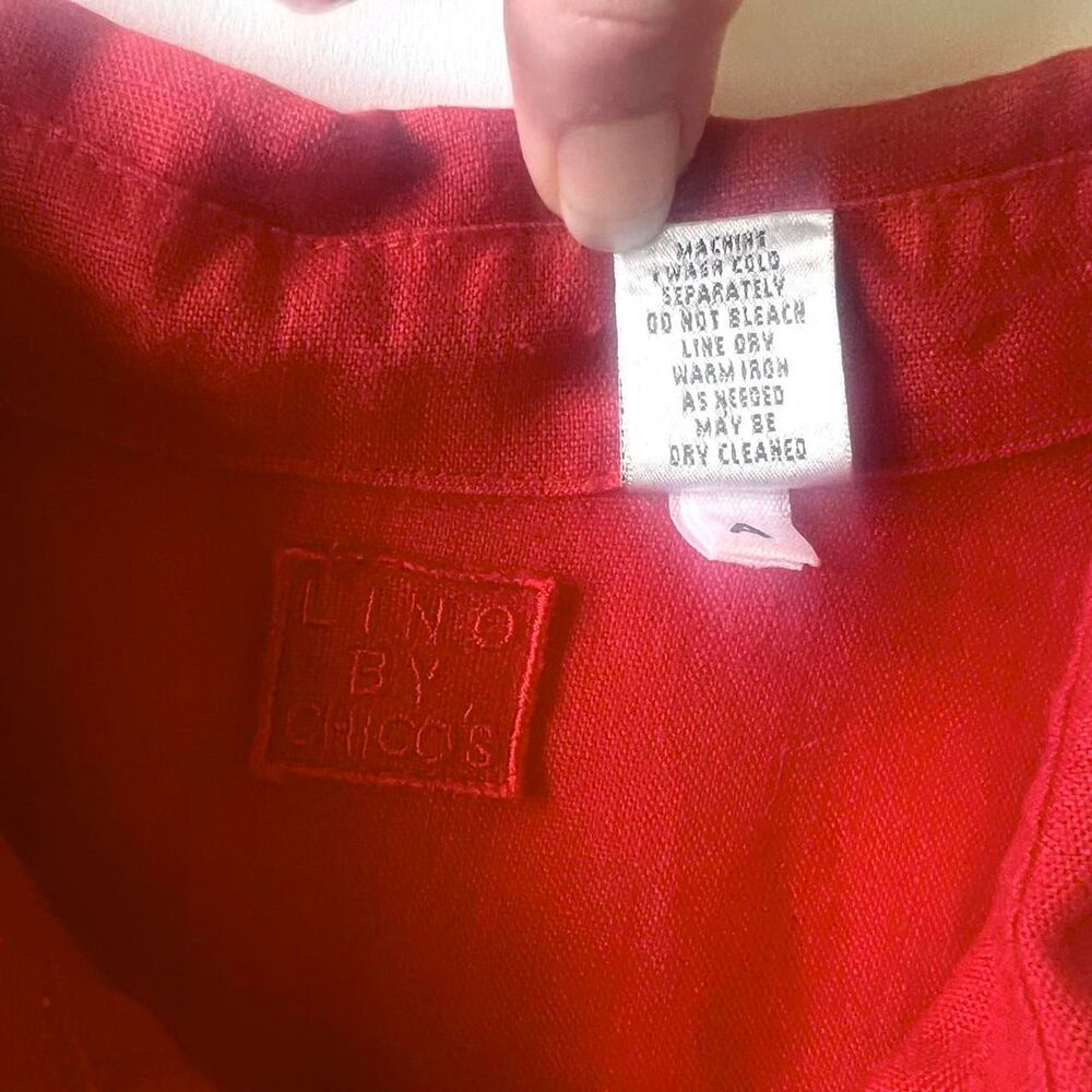 Chico’s Women's red linen button down Shirt with pockets - Picture 3 of 8
